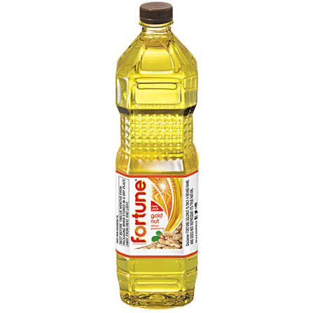 Fortune Gold Nut Refined Groundnut Oil bottle front view